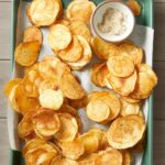 Homemade-Potato-Chips_EXPS_FT25_39614_JR_0110_1